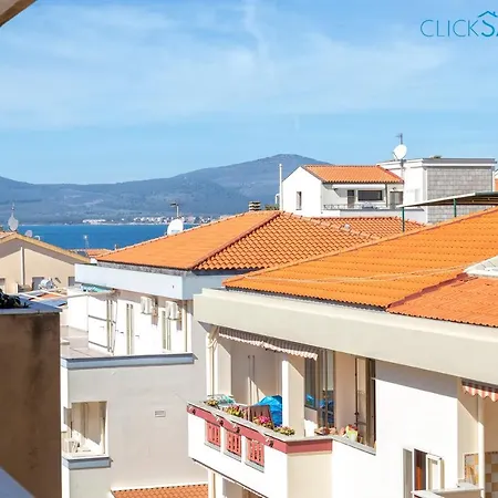 Attico Asfodelo, Vicino Alla Spiaggia Con Terrazza E Parcheggio Apartament