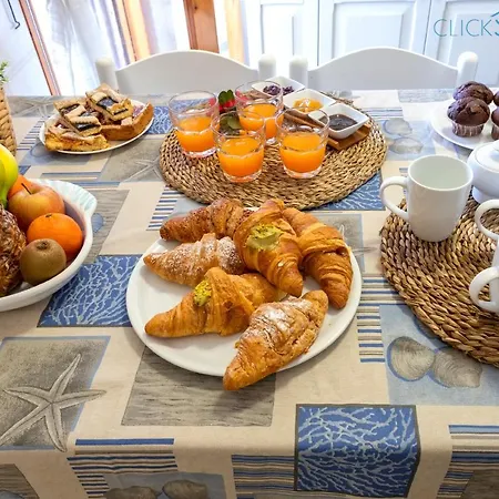 Apartament Attico Asfodelo, Vicino Alla Spiaggia Con Terrazza E Parcheggio