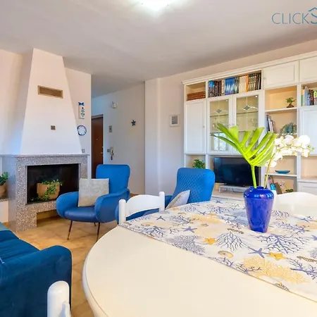 Apartament Attico Asfodelo, Vicino Alla Spiaggia Con Terrazza E Parcheggio