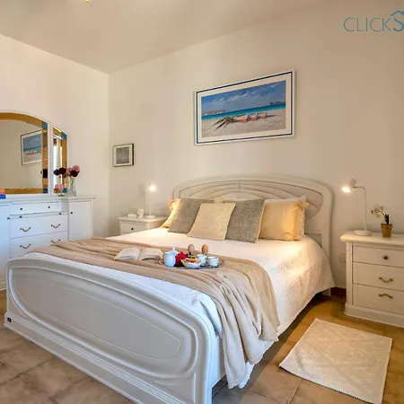 Apartament Attico Asfodelo, Vicino Alla Spiaggia Con Terrazza E Parcheggio
