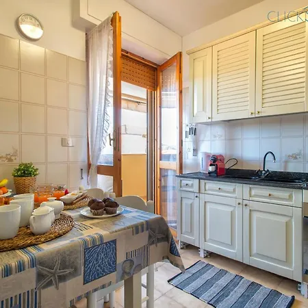 Attico Asfodelo, Vicino Alla Spiaggia Con Terrazza E Parcheggio Apartament *